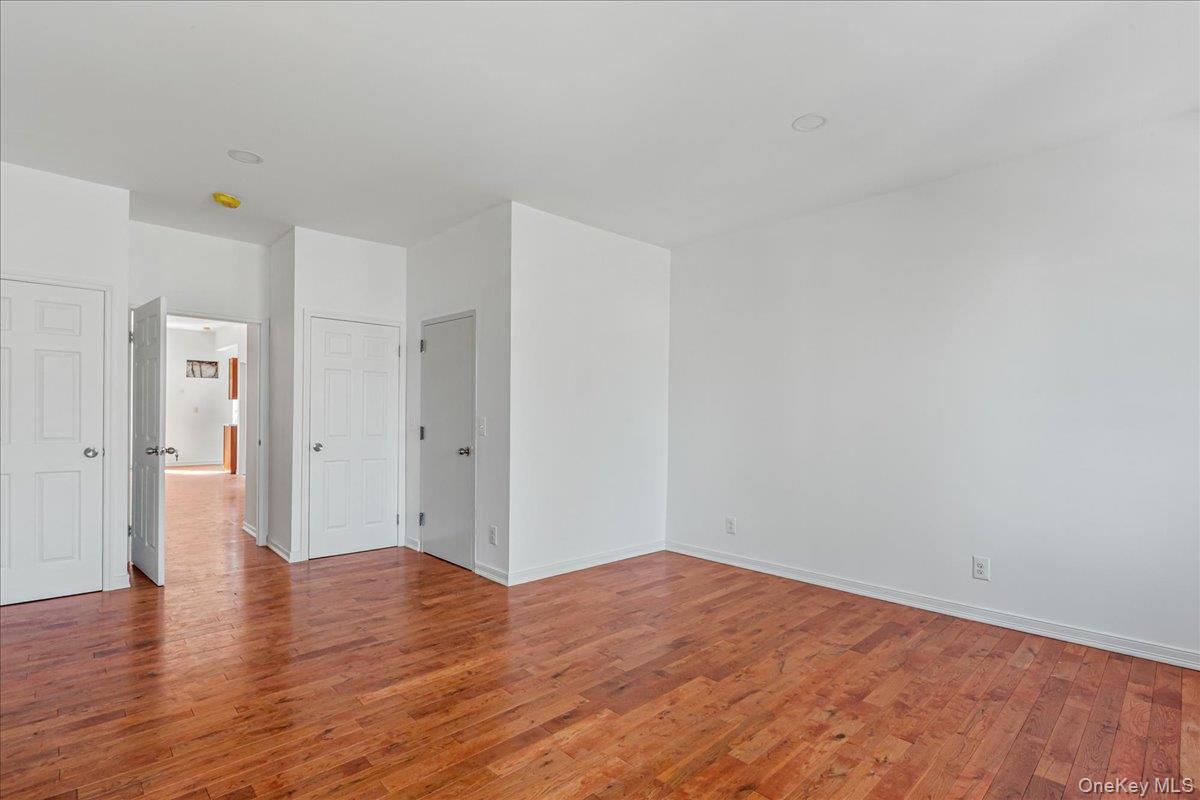 37 Jewel Street – For Sale photo 19