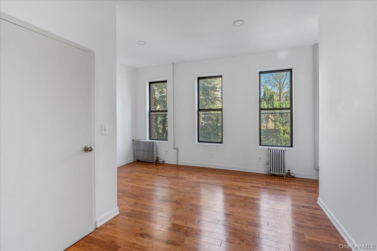 37 Jewel Street – For Sale photo 11