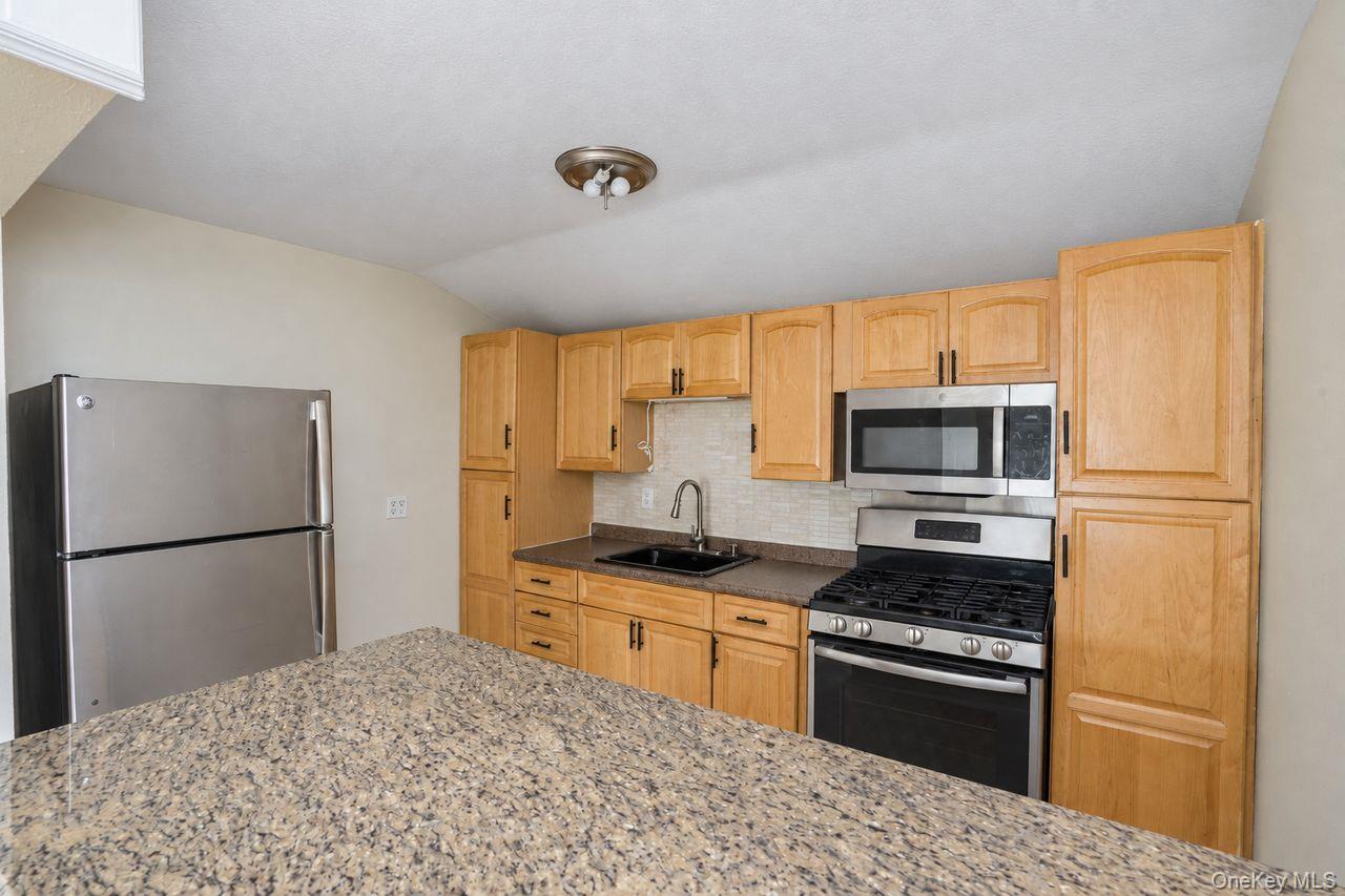 13314 142nd Street, Unit 2R photo 7