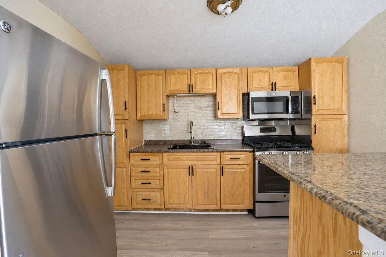 13314 142nd Street, Unit 2R photo 8