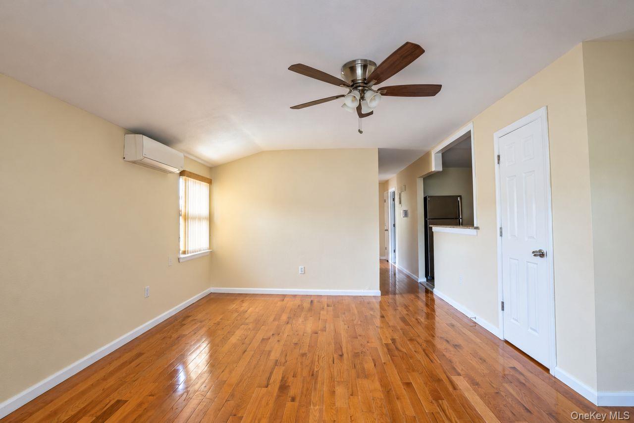 13314 142nd Street, Unit 2R photo 2