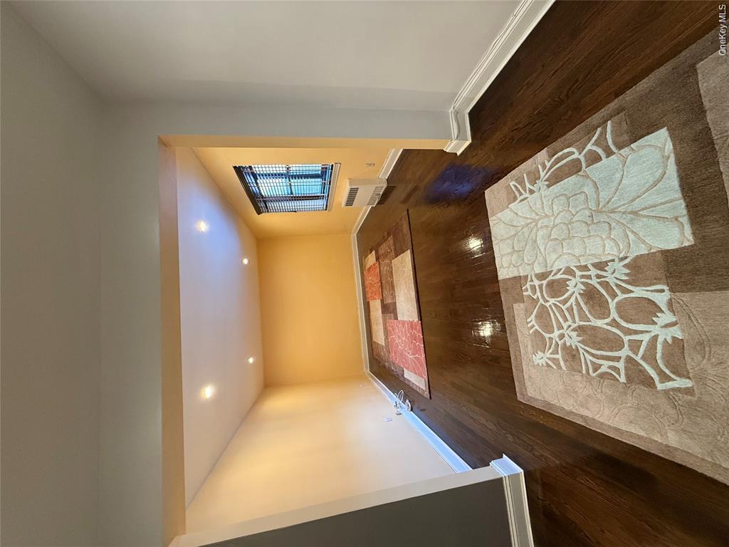 102-25 67th Road, Unit 4D photo 4
