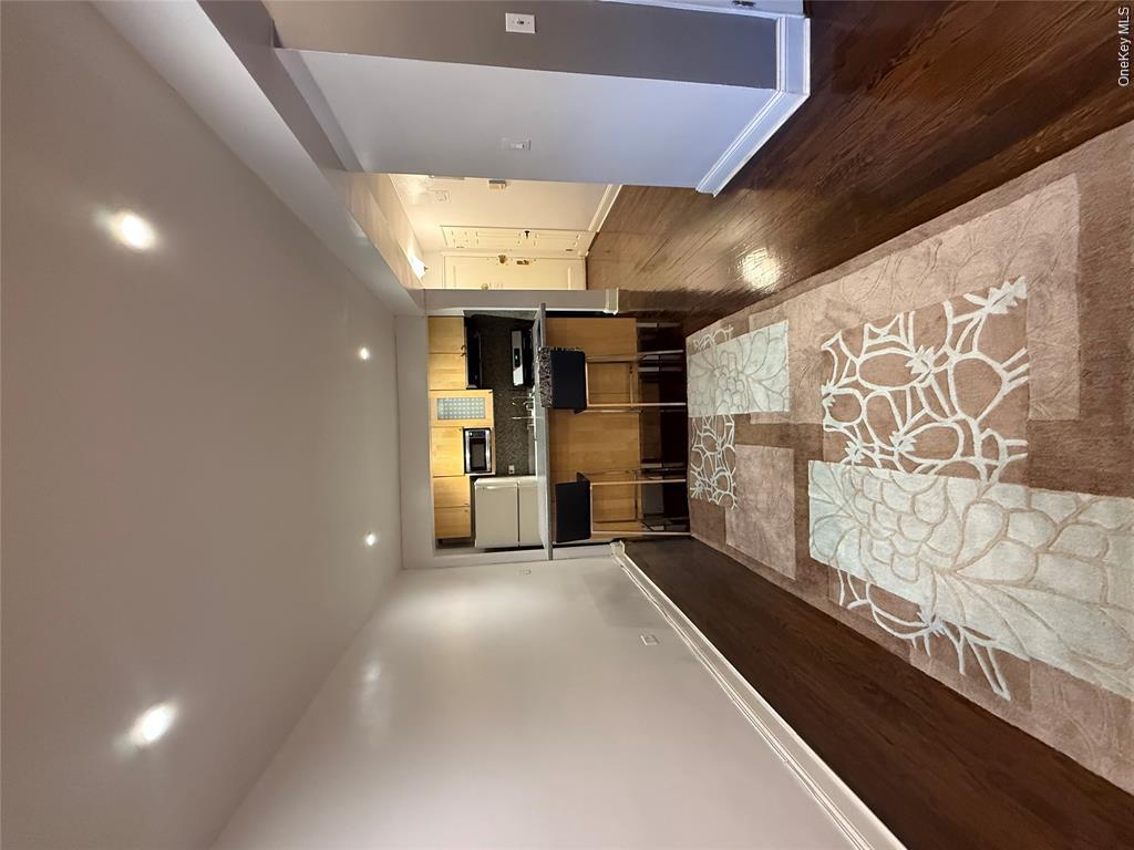 102-25 67th Road, Unit 4D photo 5