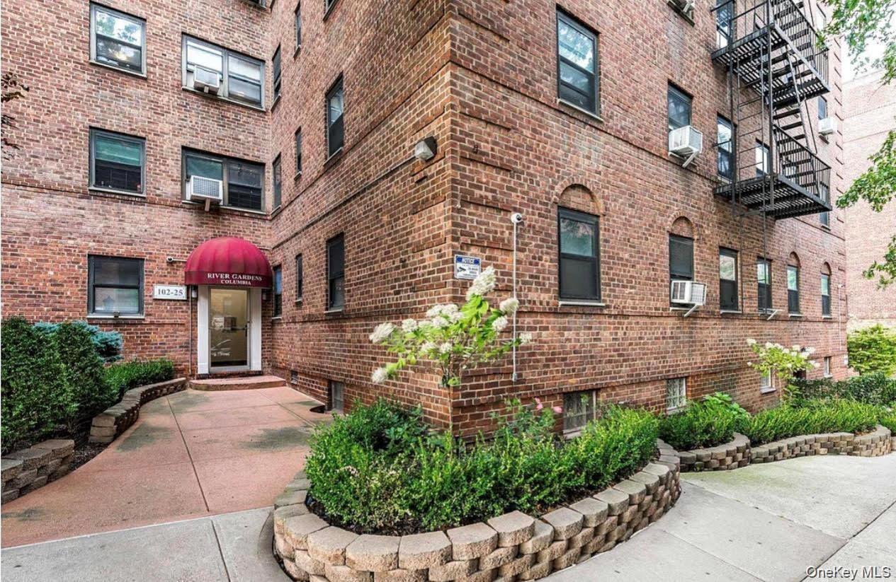 102-25 67th Road, Unit 4D