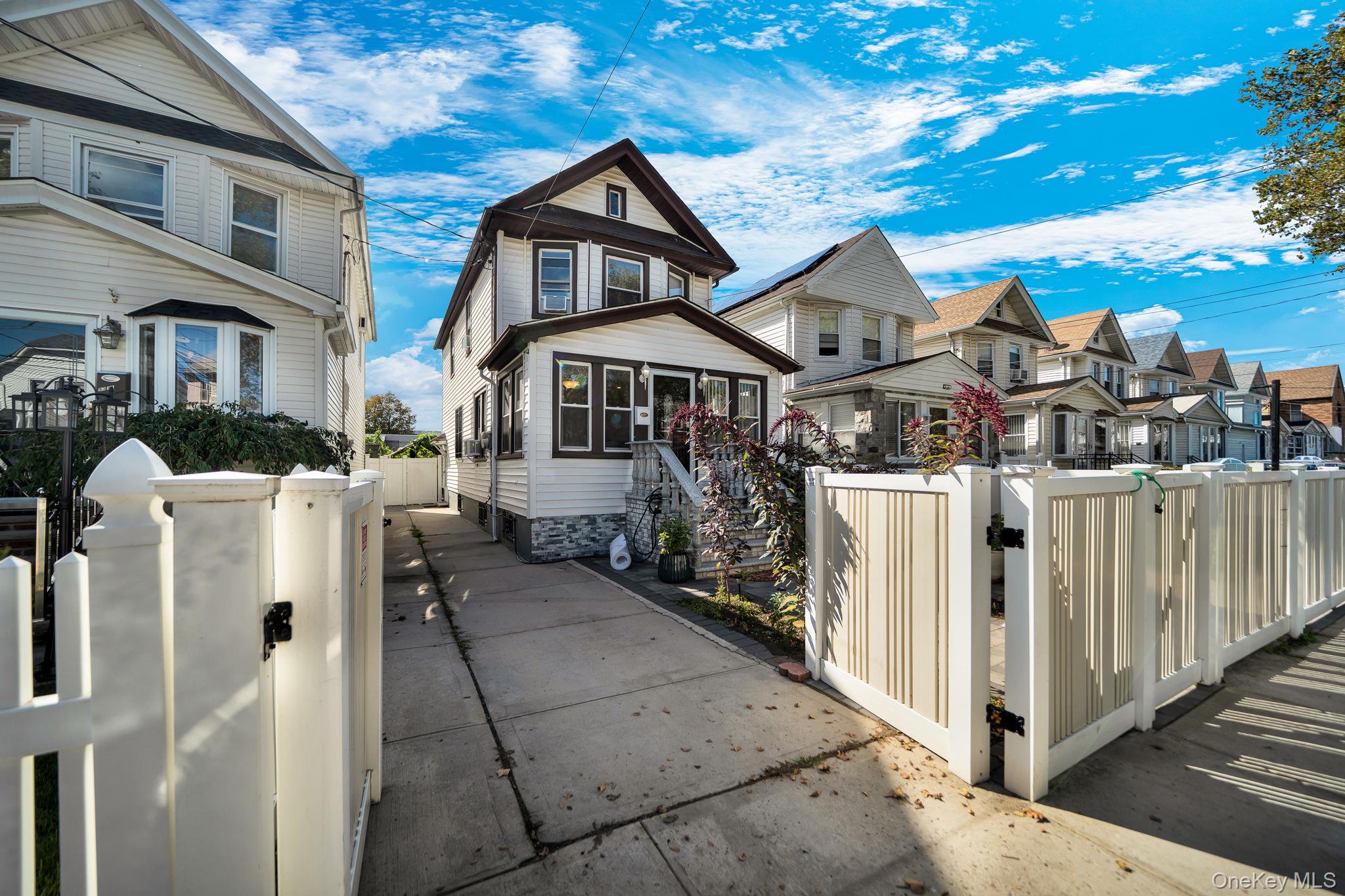 9322 201st Street – For Sale photo 4