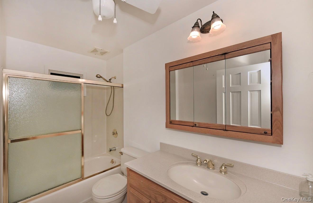 5 Pebble Lane – For Sale photo 14