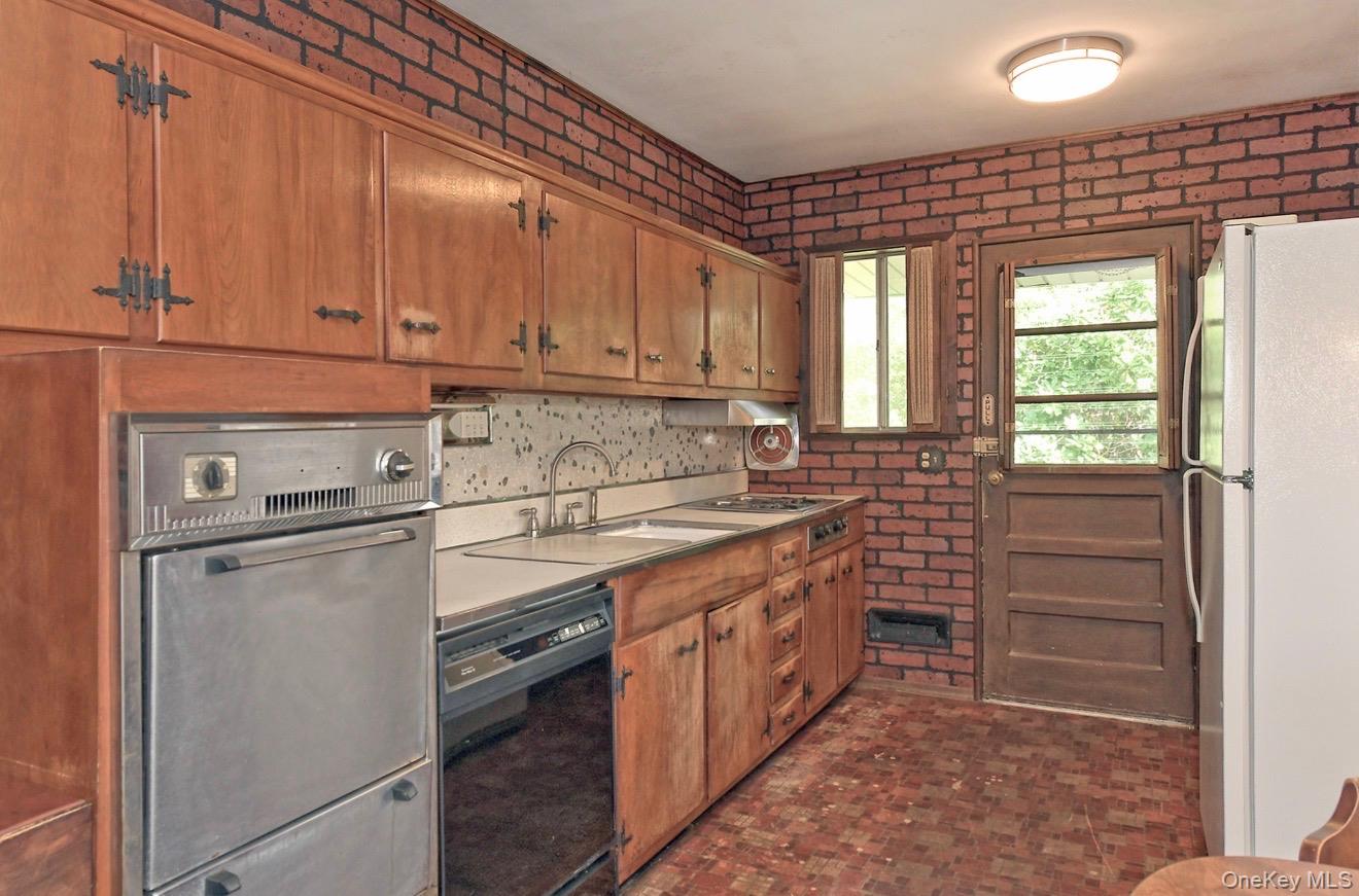 5 Pebble Lane – For Sale photo 11