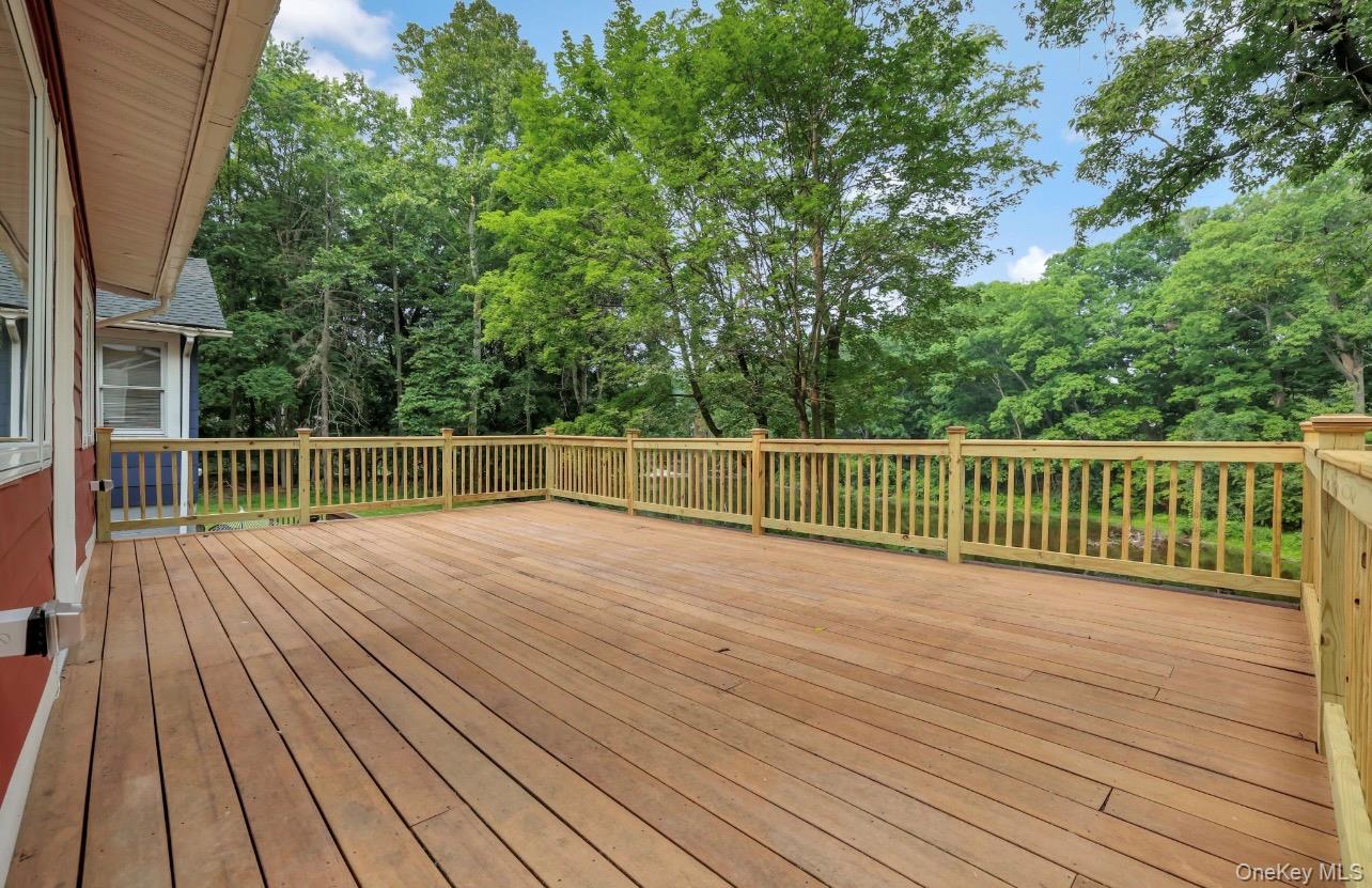 1945 New Hackensack Road – For Sale photo 11