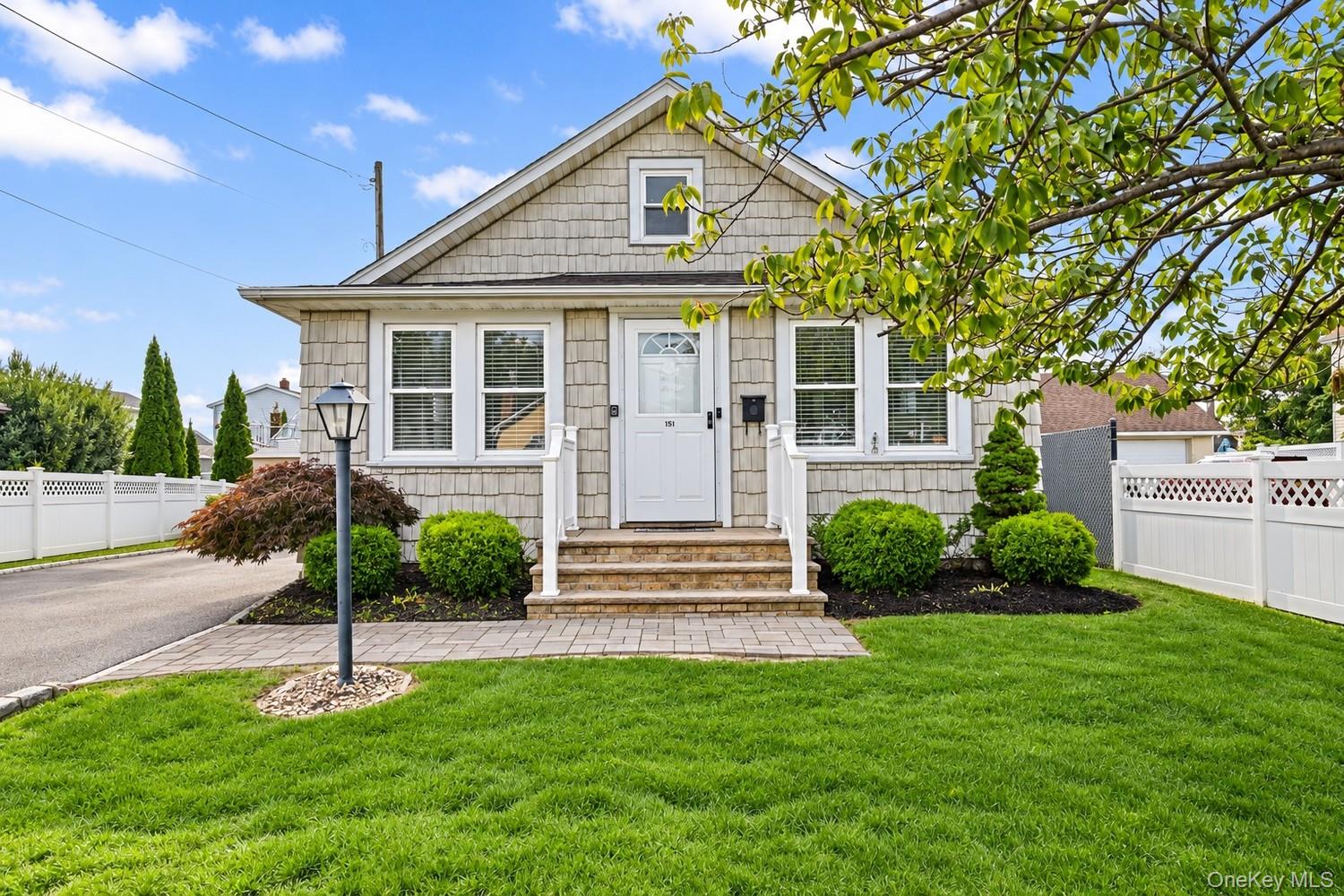 635 S 6th Street – For Sale