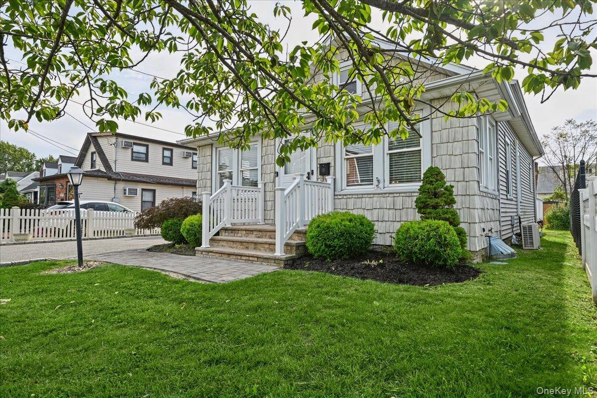 635 S 6th Street – For Sale photo 3