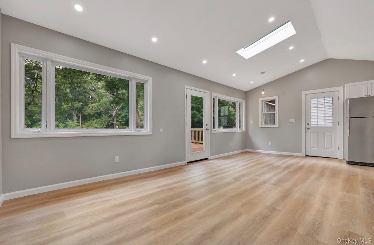 1945 New Hackensack Road – For Rent photo 5