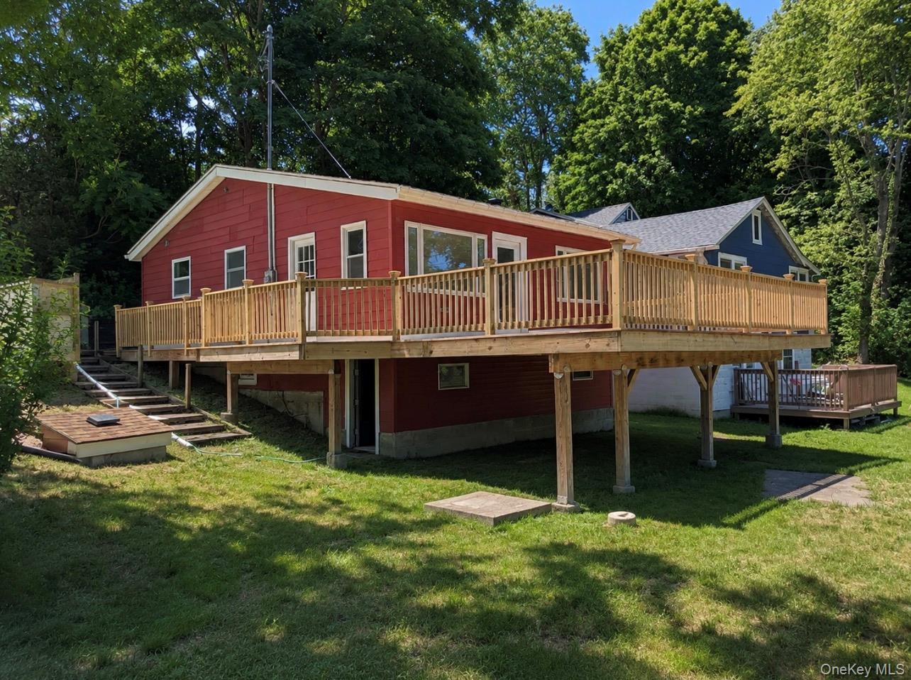 1945 New Hackensack Road – For Rent