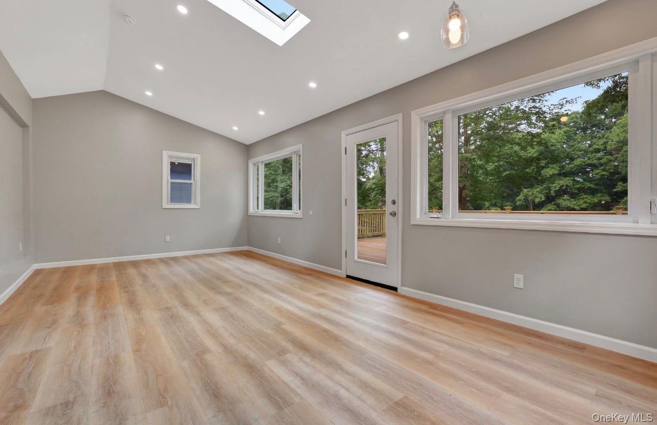 1945 New Hackensack Road – For Rent photo 4