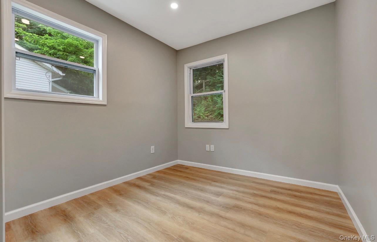 1945 New Hackensack Road – For Rent photo 9