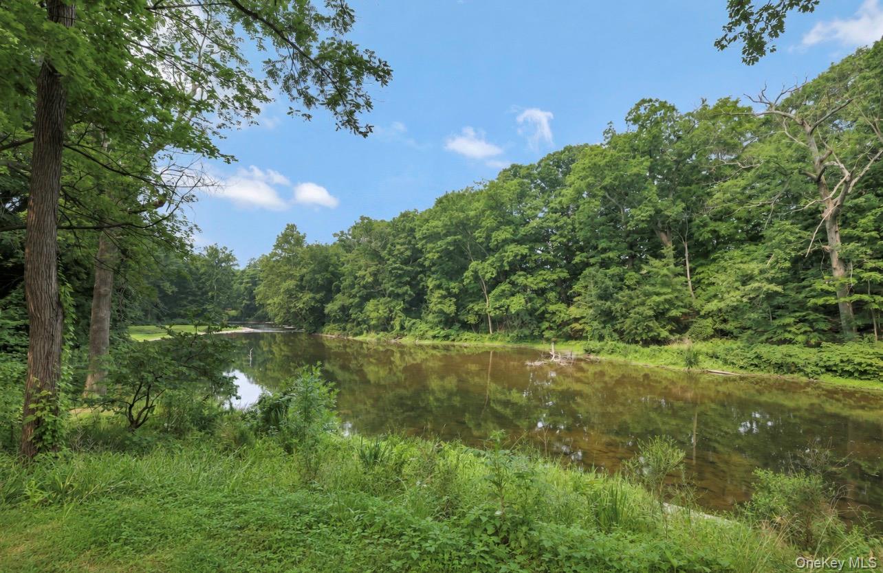 1945 New Hackensack Road – For Rent photo 11