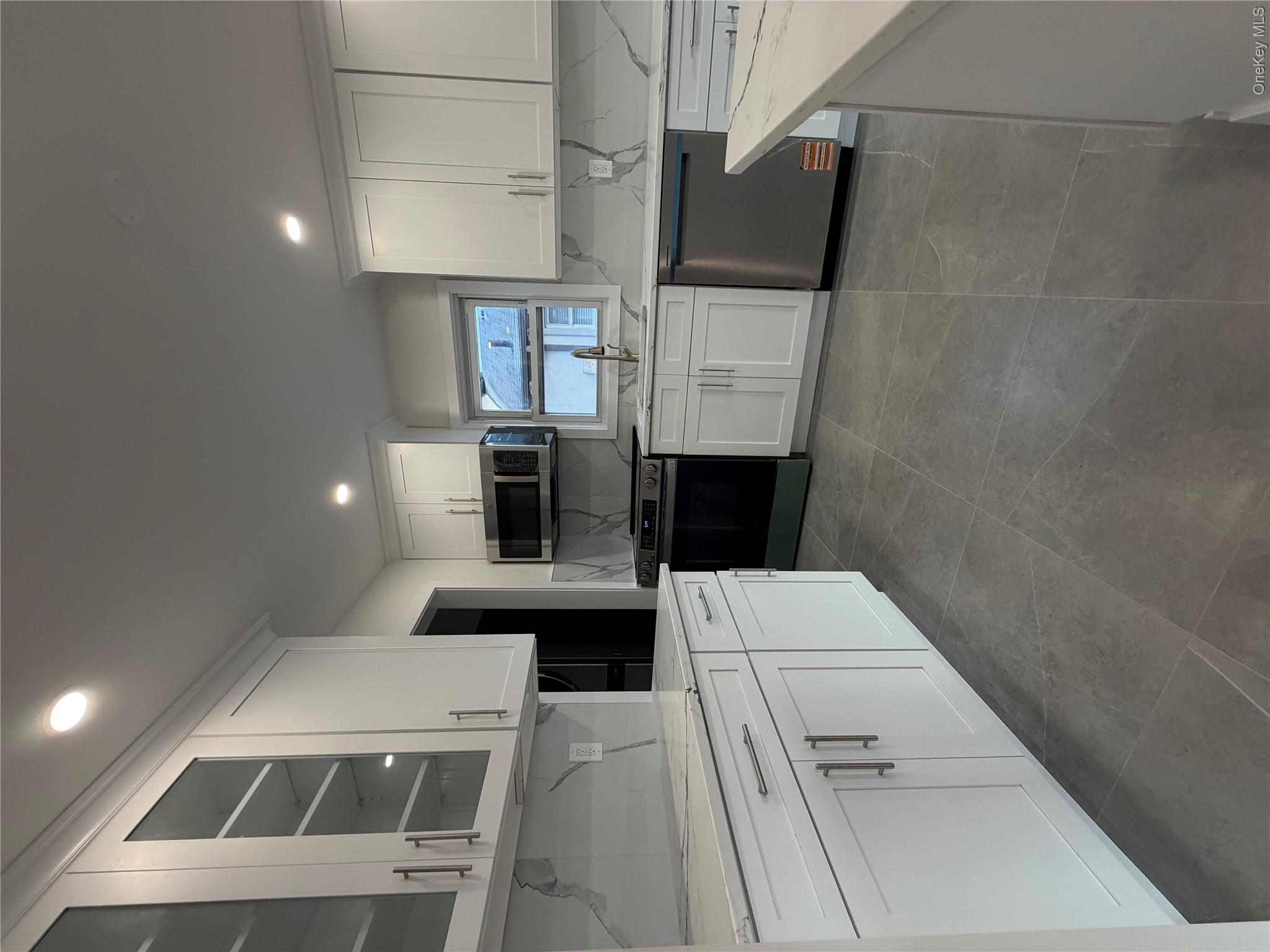 15-80 208th Place – For Rent photo 4