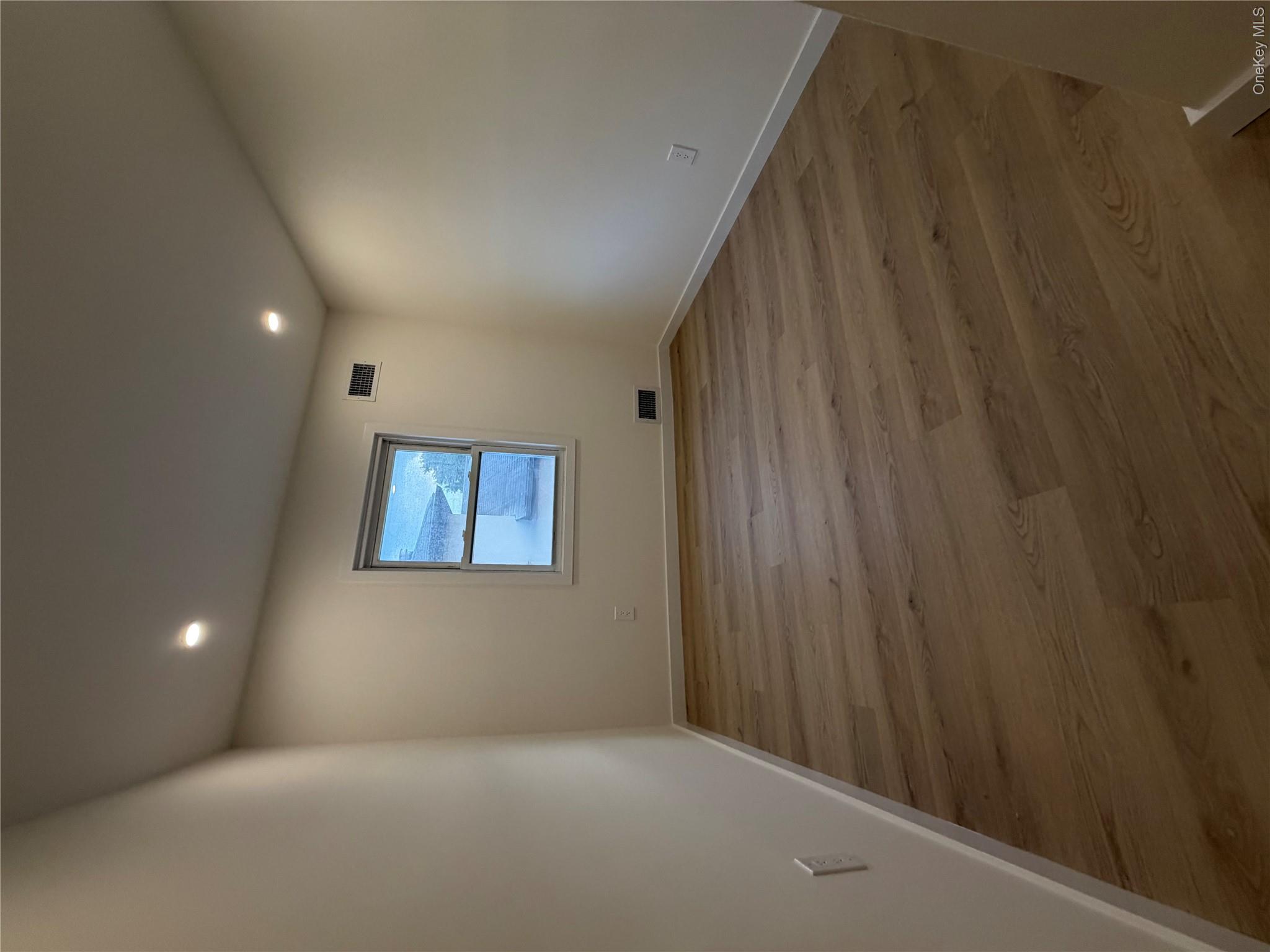 15-80 208th Place – For Rent photo 16