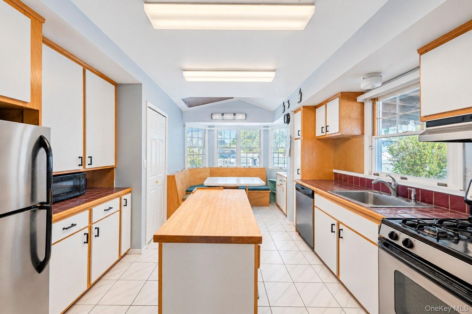 35 Jackson Avenue – For Sale photo 19