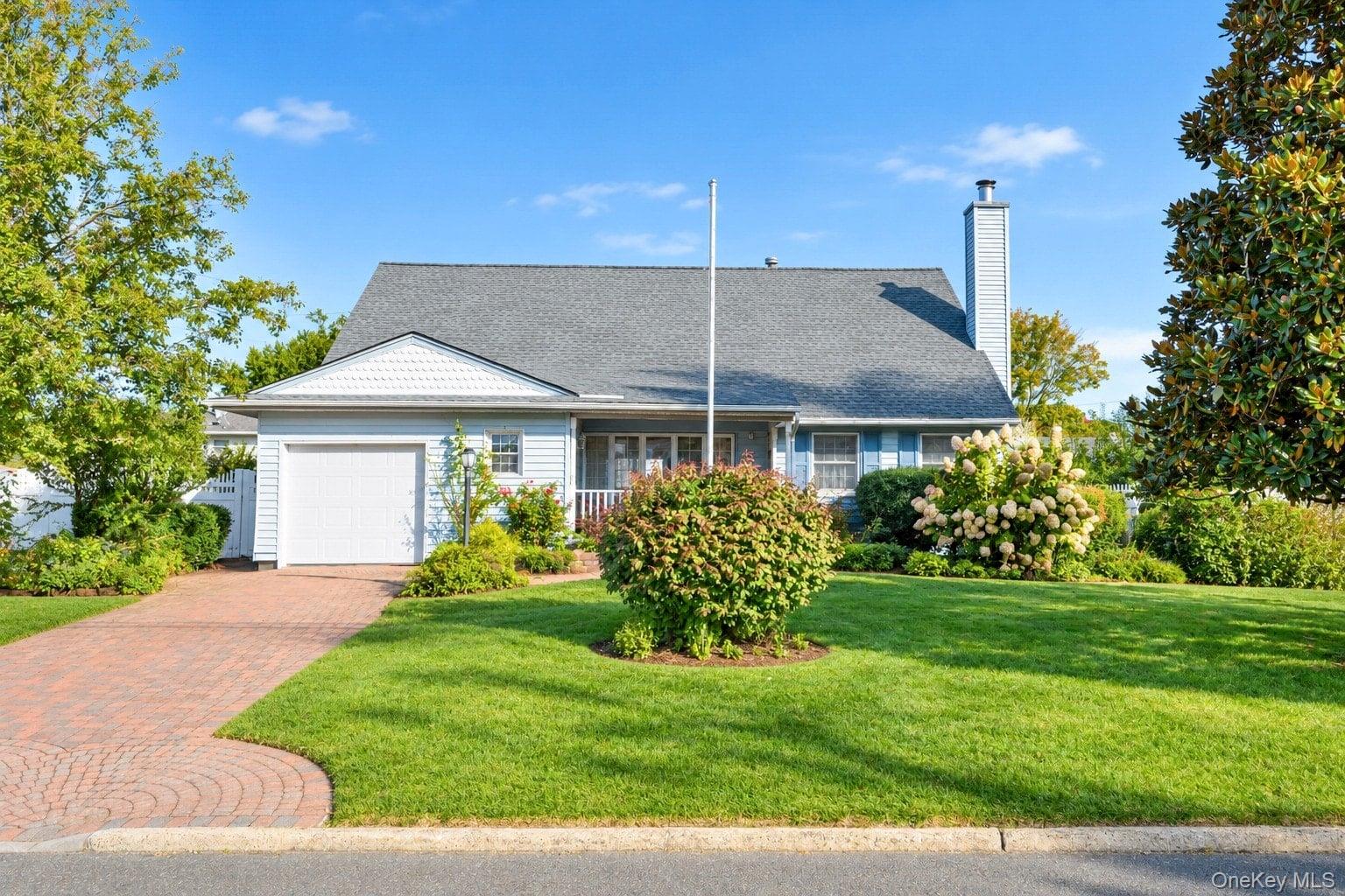 35 Jackson Avenue – For Sale