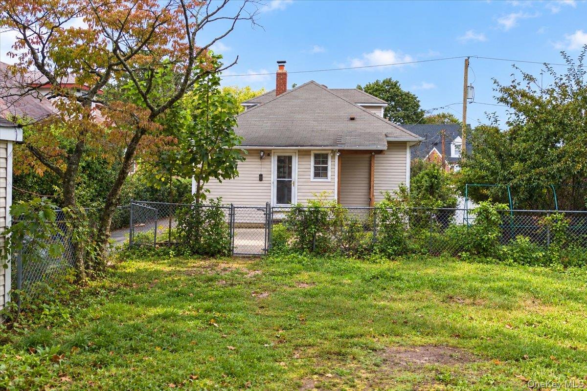 25 3rd Avenue – For Sale photo 18