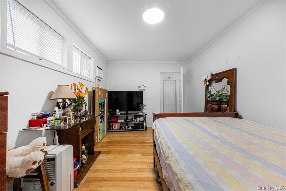25 3rd Avenue – For Sale photo 12
