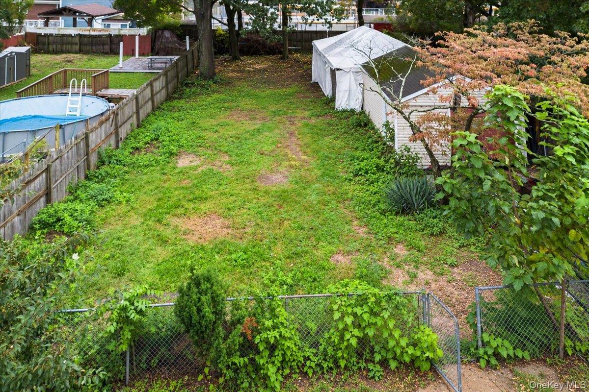 25 3rd Avenue – For Sale photo 19