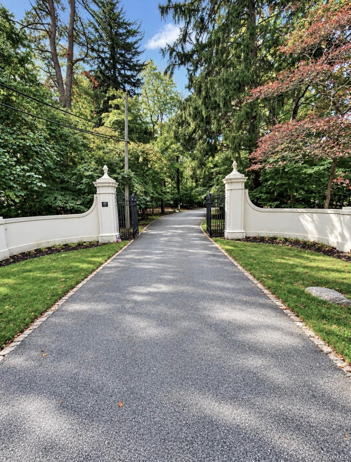 3 Gate Road – For Sale photo 3