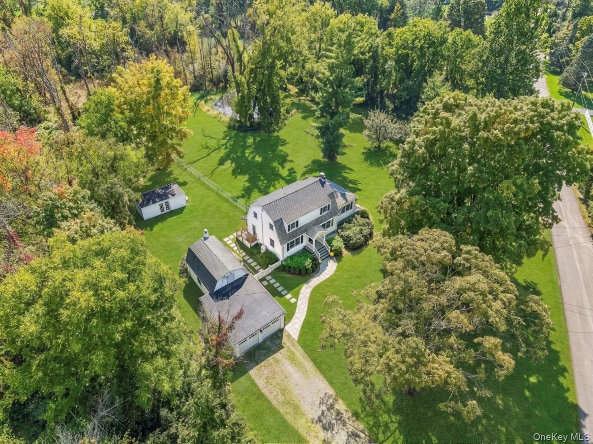 10 Barrett Drive – For Sale photo 2