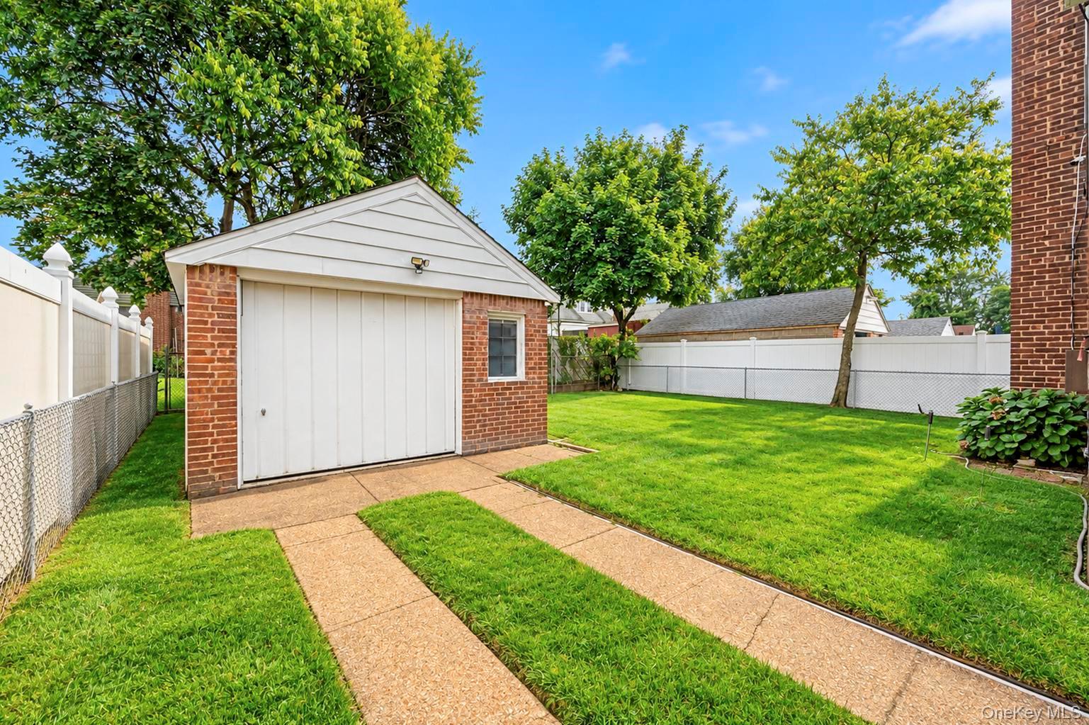 61 Stephen Place – For Sale photo 43