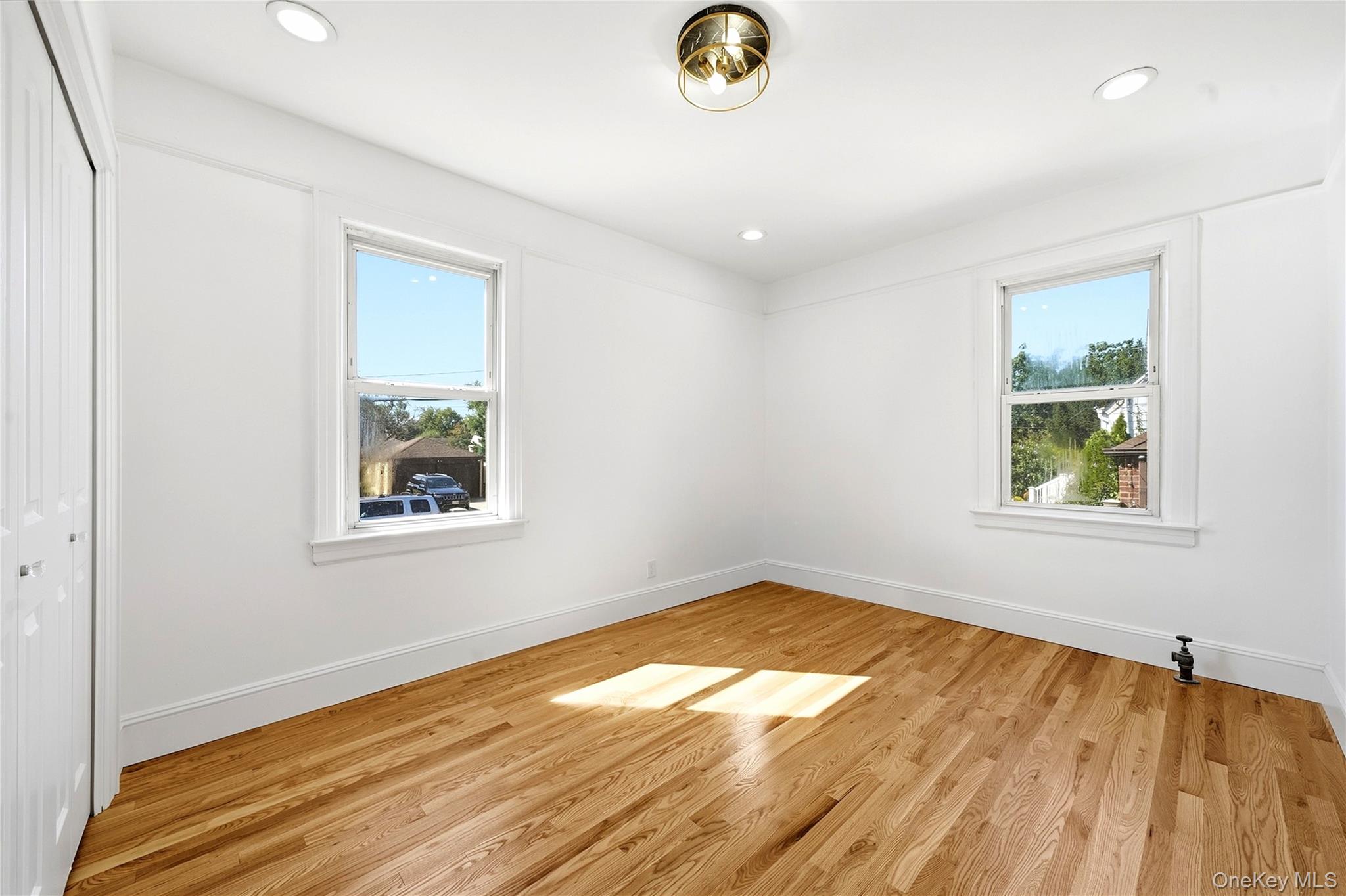 48 Central Boulevard – For Sale photo 11