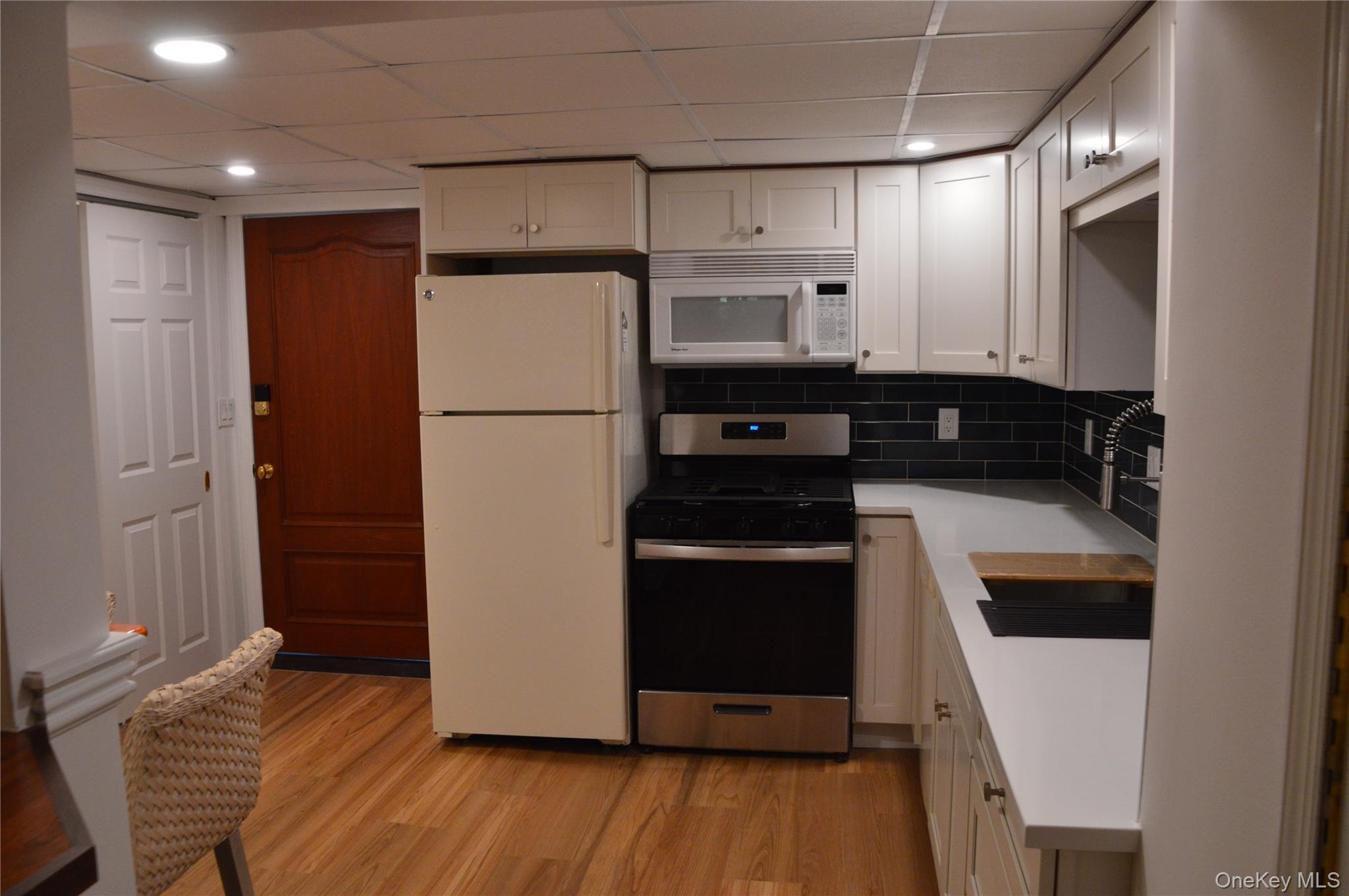 18 Sterling Place – For Rent photo 36