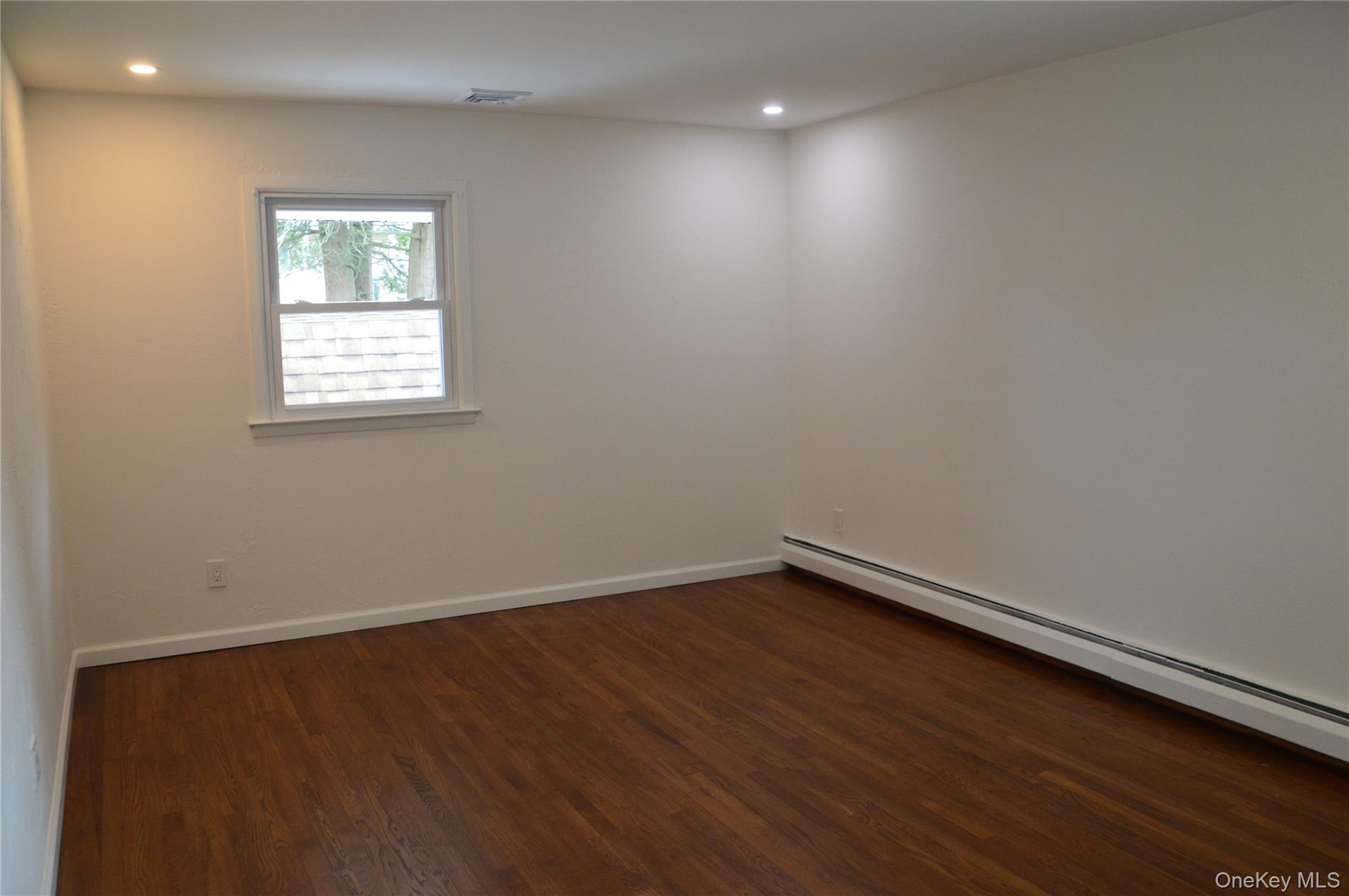 18 Sterling Place – For Rent photo 13