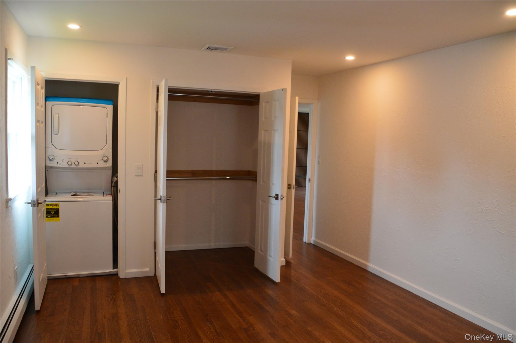 18 Sterling Place – For Rent photo 15