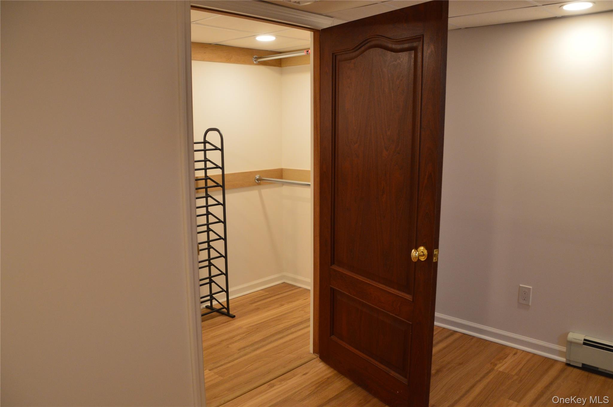 18 Sterling Place – For Rent photo 33