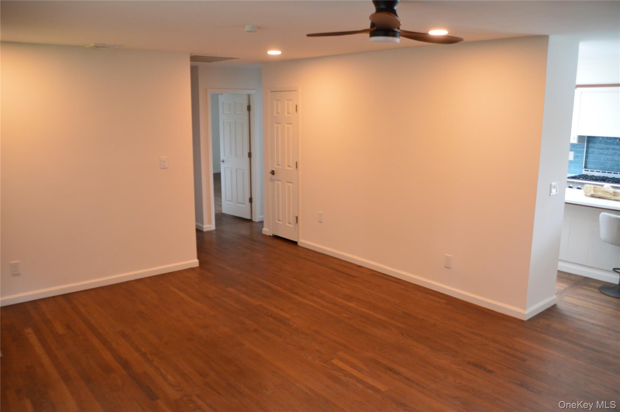 18 Sterling Place – For Rent photo 10