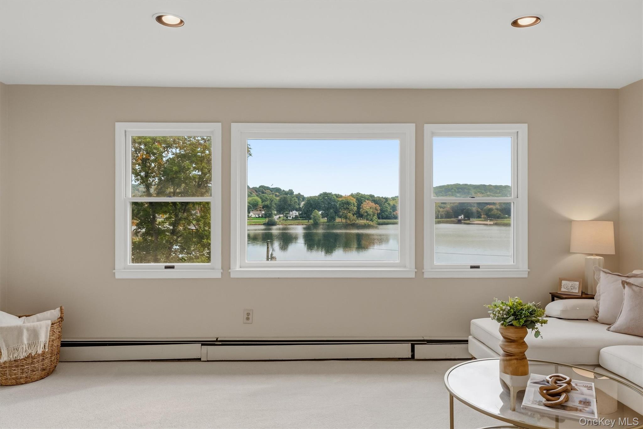 165 W Lakeshore Drive – For Sale photo 2