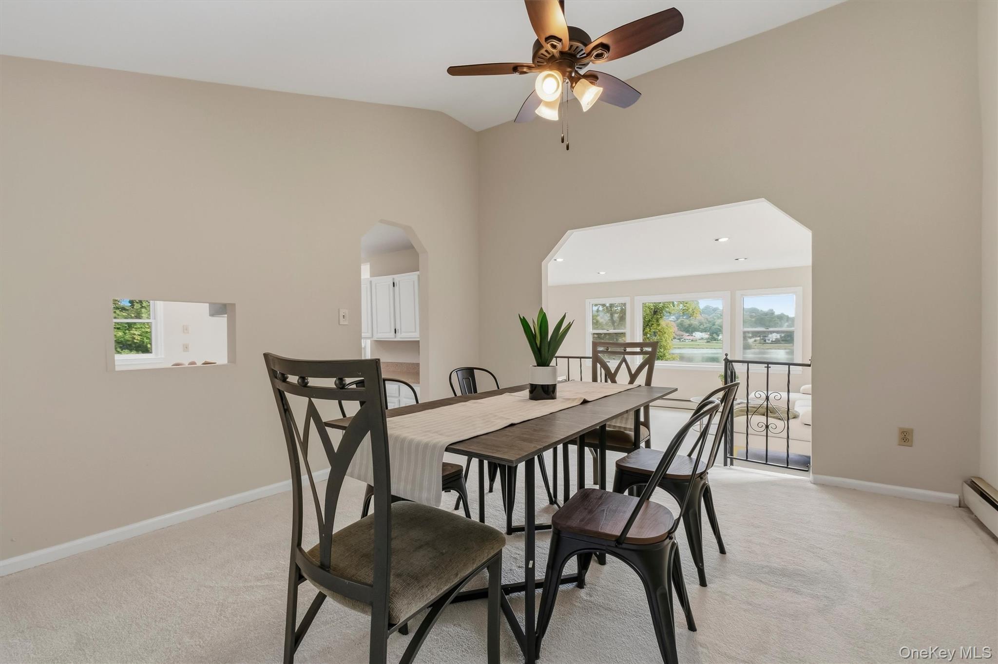 165 W Lakeshore Drive – For Sale photo 6
