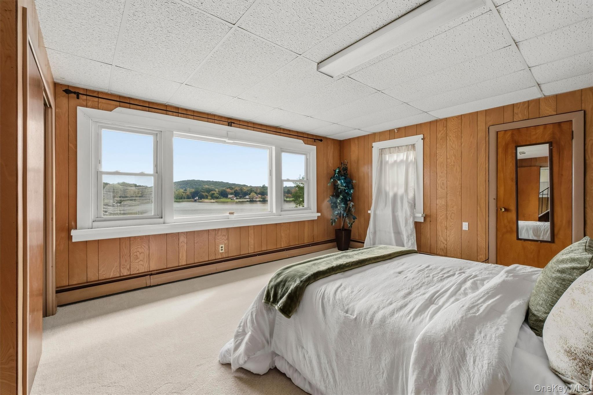 165 W Lakeshore Drive – For Sale photo 11