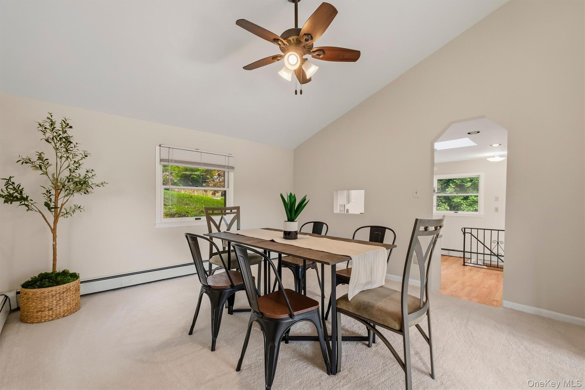 165 W Lakeshore Drive – For Sale photo 7