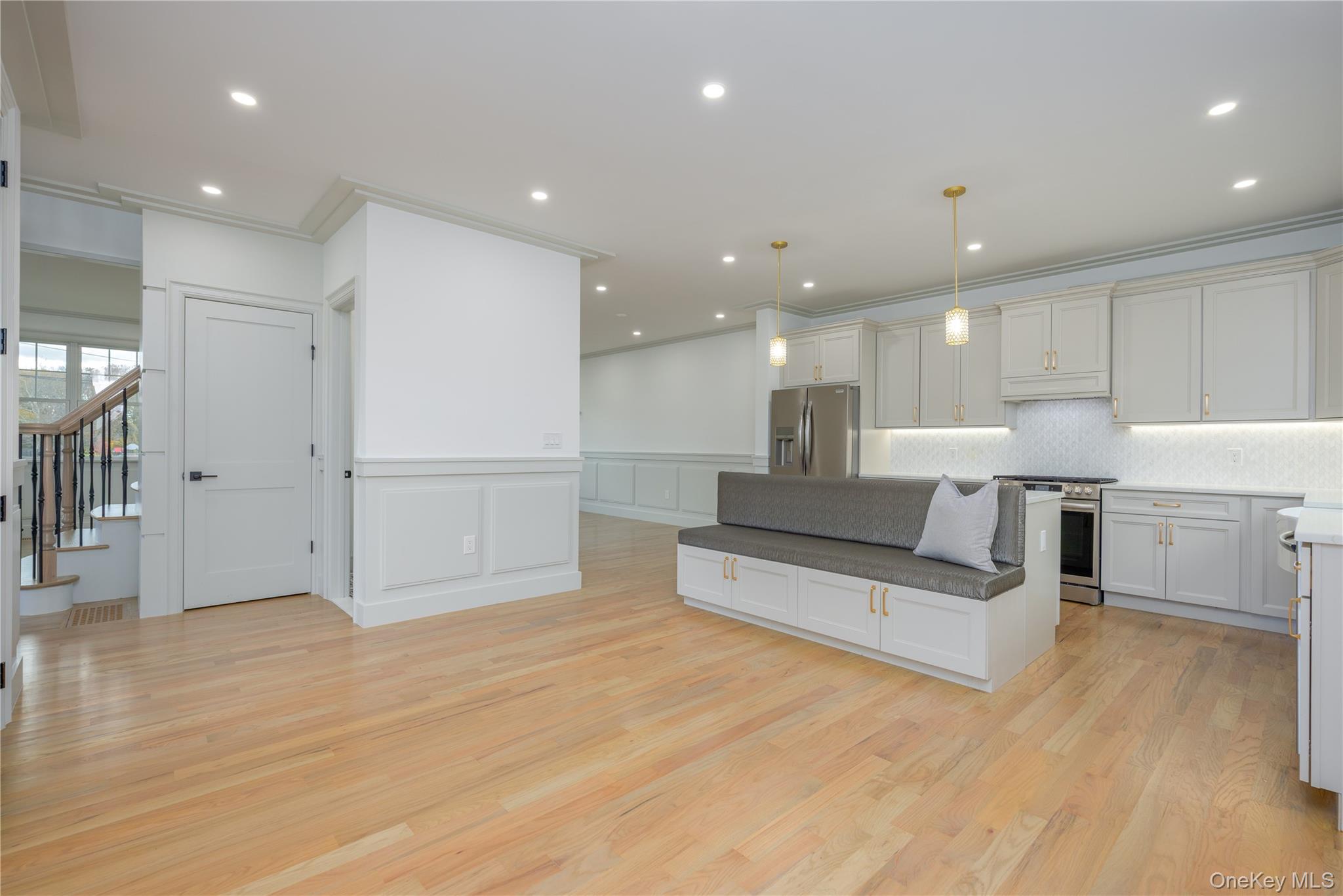 1 Victoria Lane – For Rent photo 6