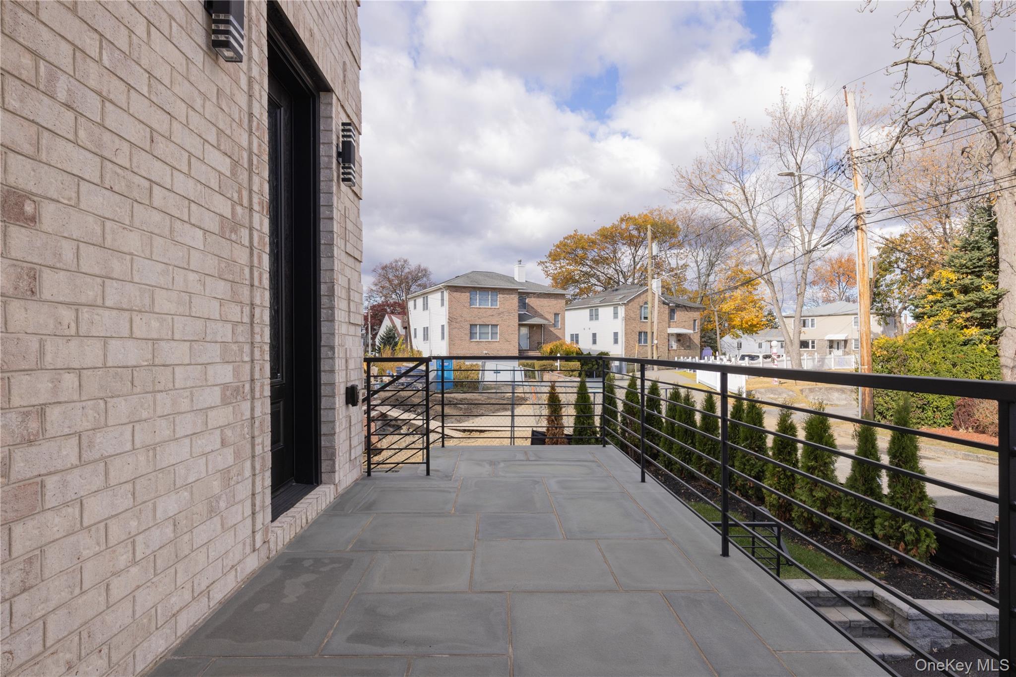 1 Victoria Lane – For Rent photo 25