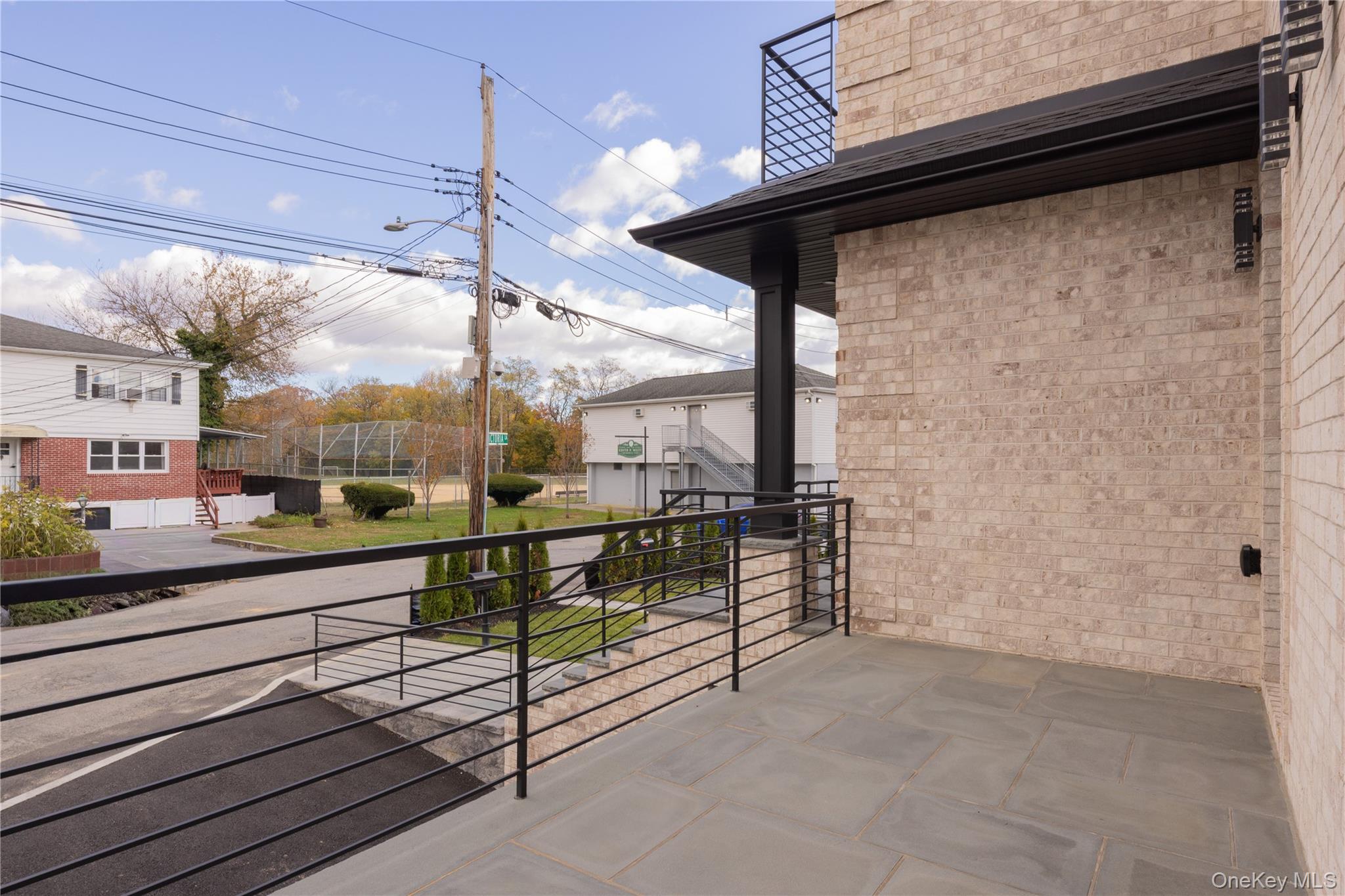1 Victoria Lane – For Rent photo 24