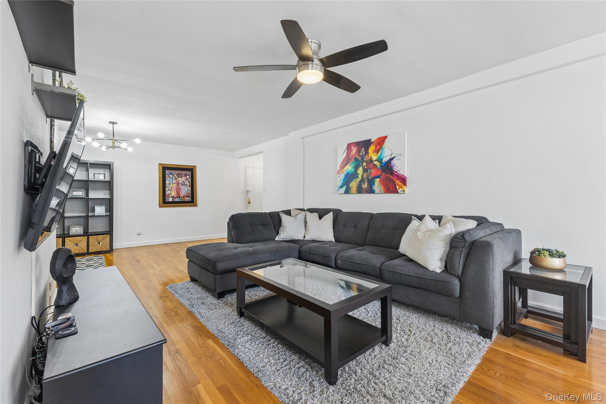 18-40 211th Street, Unit 3J photo 2