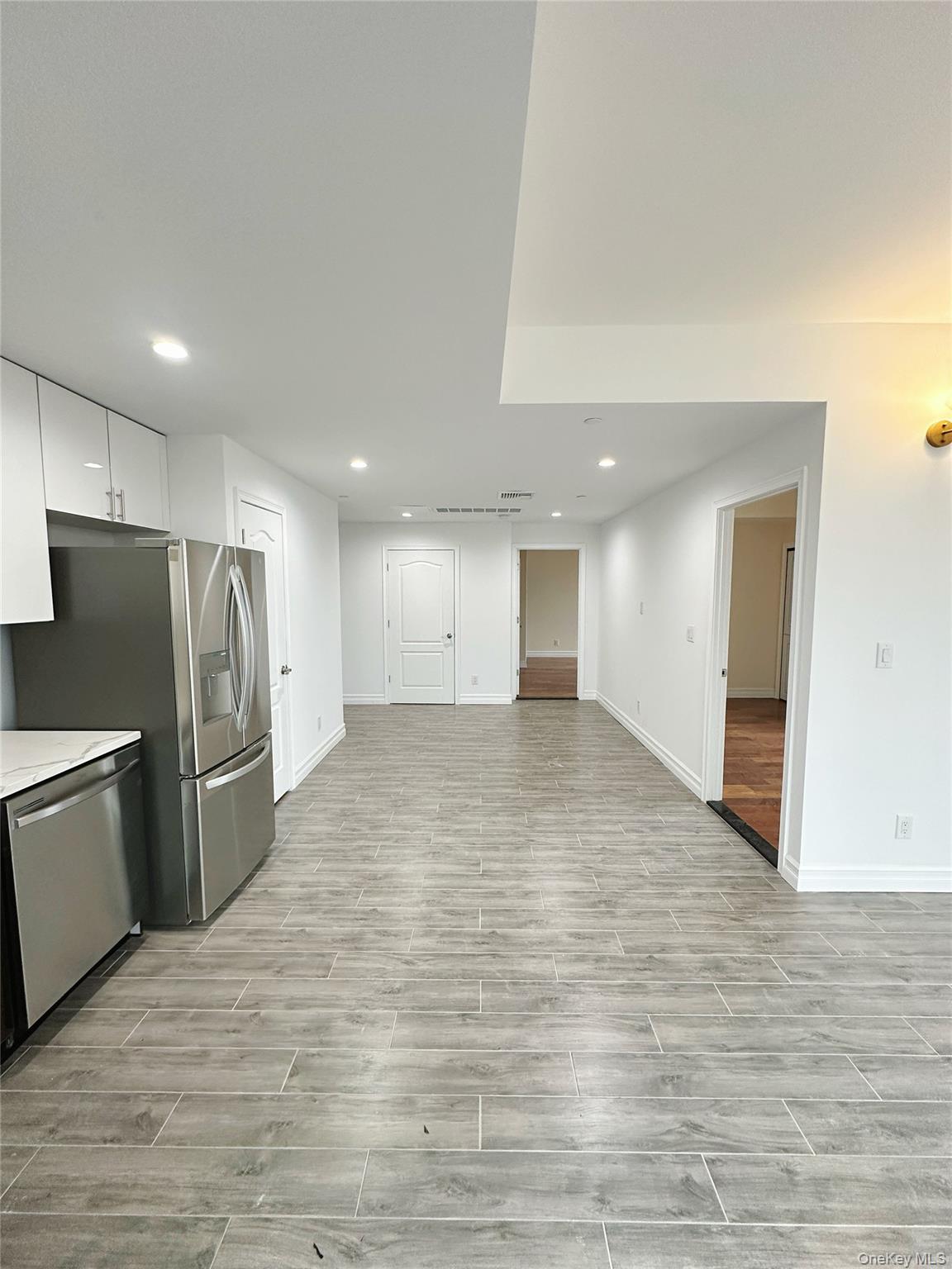 65-18 Austin Street, Unit 8B photo 3