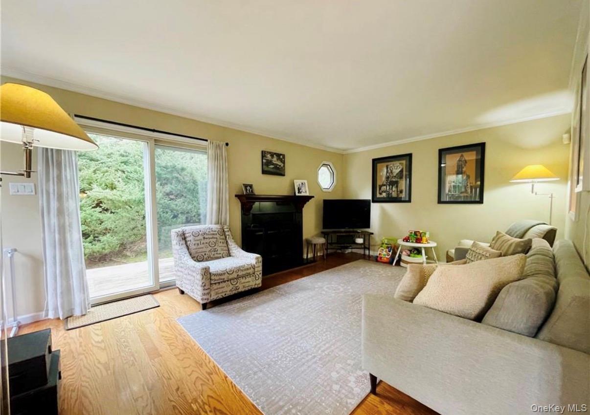 301 Kensington Way – For Rent photo 13