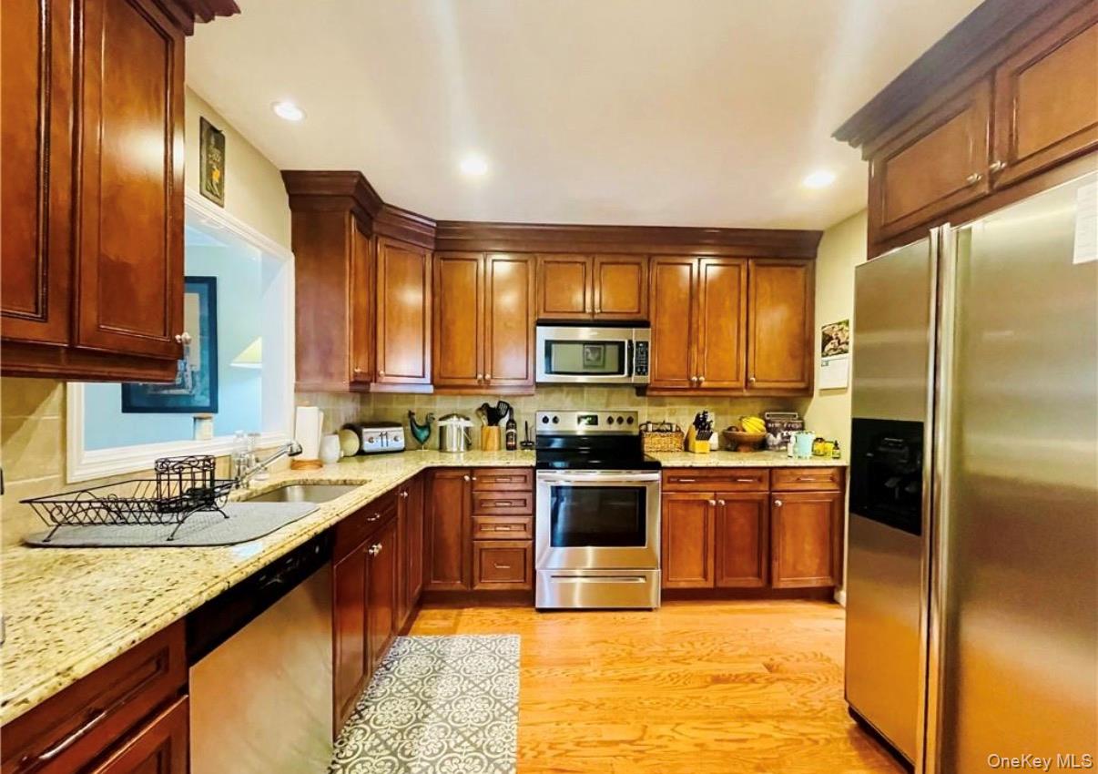 301 Kensington Way – For Rent photo 8