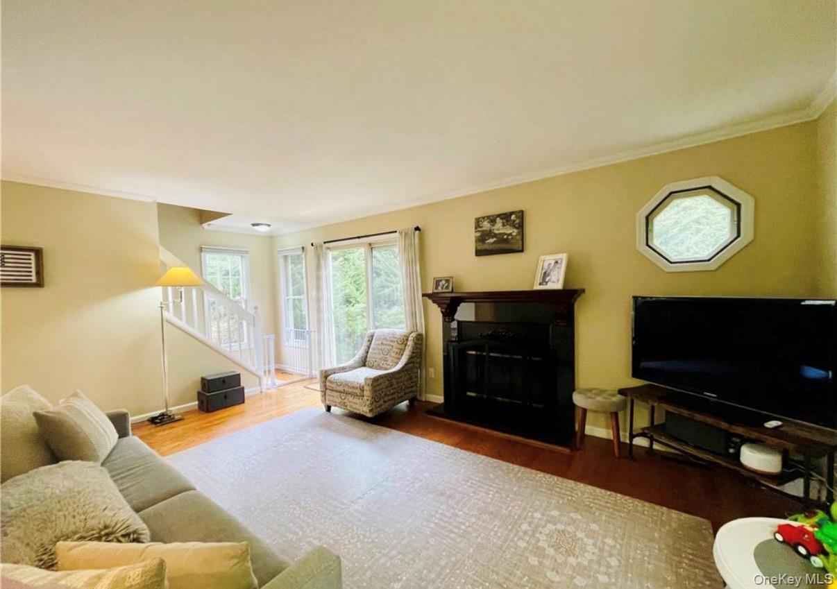 301 Kensington Way – For Rent photo 15