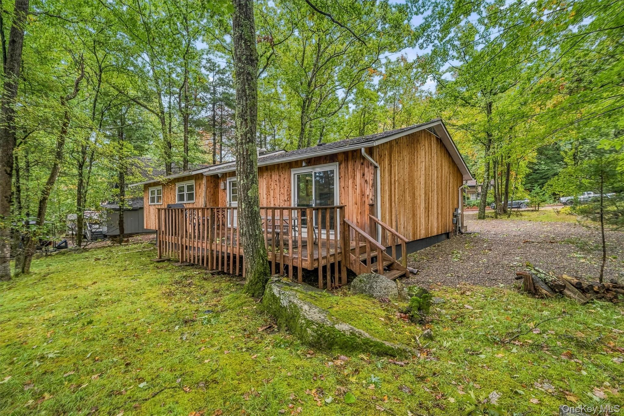 14 Essex Street – For Sale photo 4