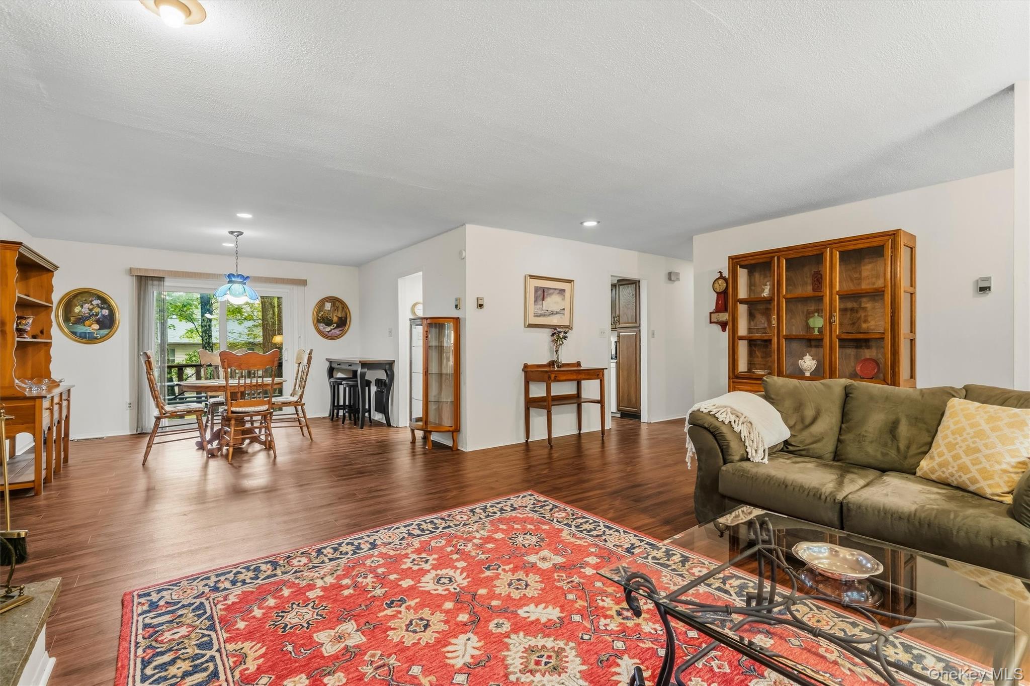 14 Essex Street – For Sale photo 12