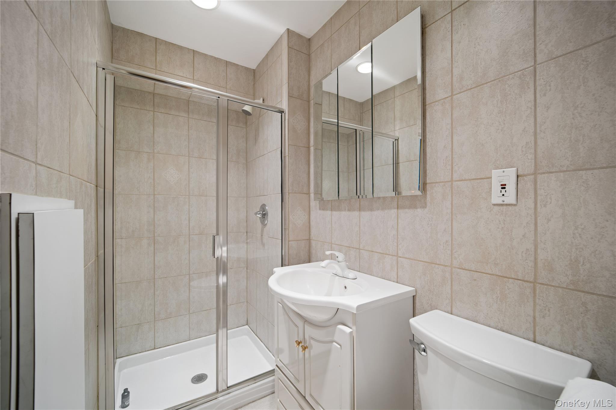 75-34 Bell Boulevard, Unit 6H photo 11